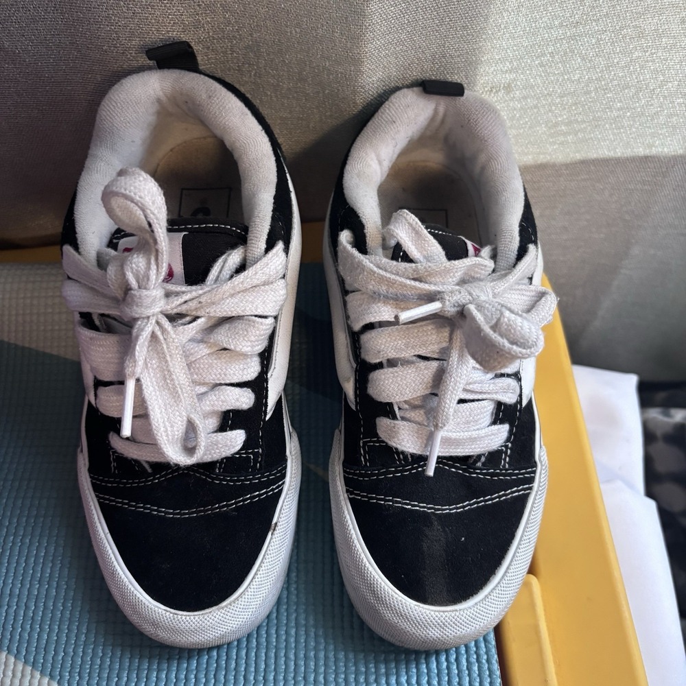 Vans KNU SKOOL Men Women White Black Casual Skate Unisex Sneaker Shoes 4.5M/6W